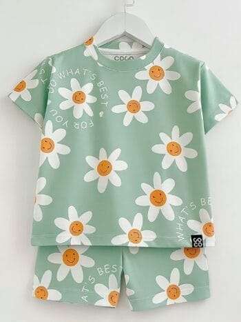 Comfortable and cute cartoon design clothes for children